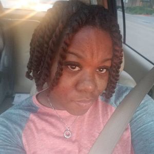 Meet your Posher, Tonya